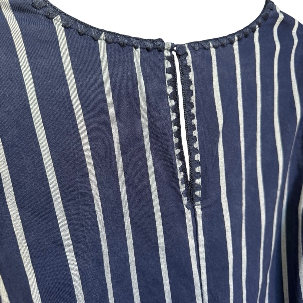 Tommy‎ Bahama Navy White Vista Stripe Flutter Sleeve Dress Size Medium - Picture 9 of 13